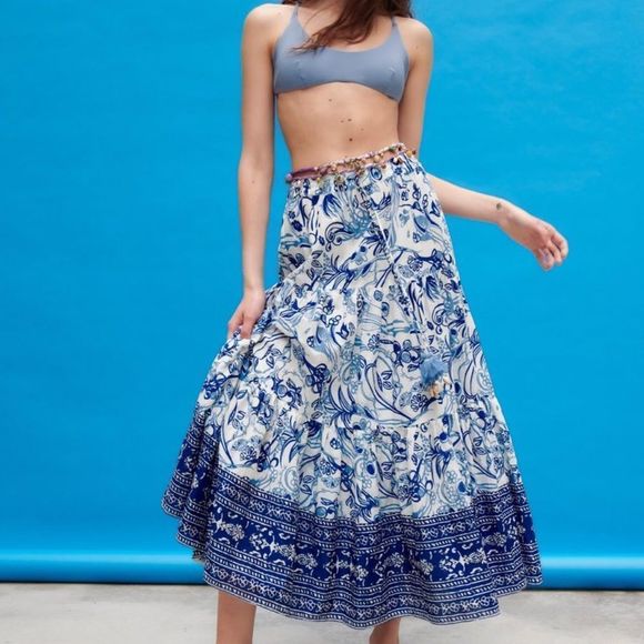 Zara Dresses & Skirts - Zara S Tiered Voluminous Maxi Skirt White Blue Elastic Waist Pockets